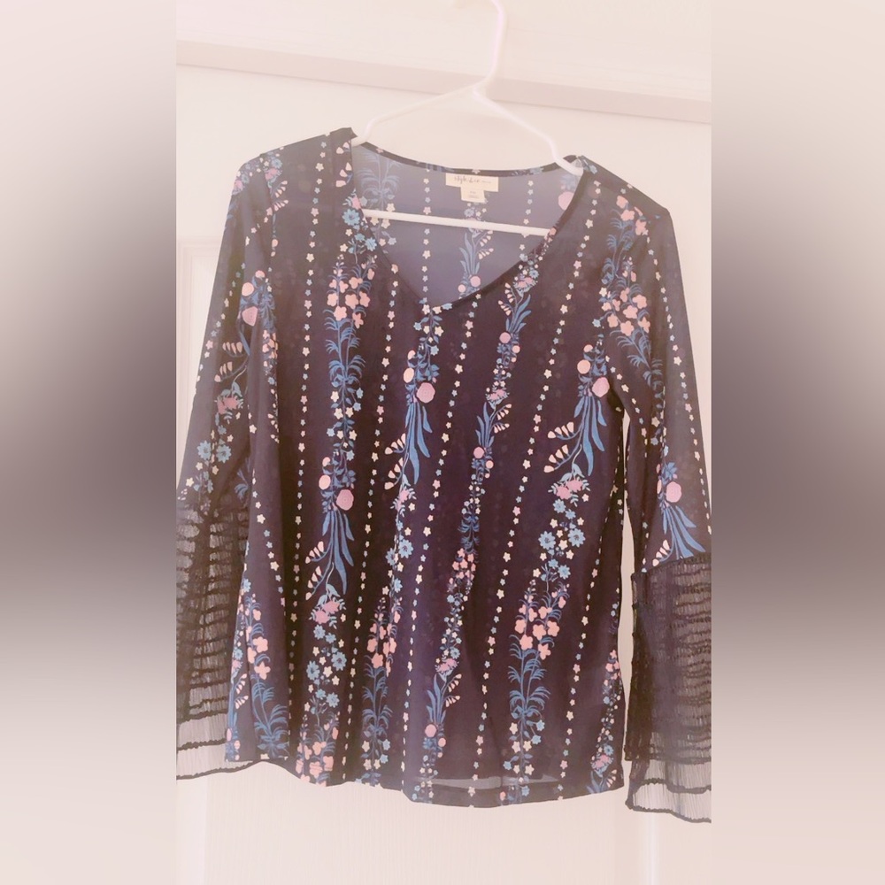 Style &Co P/S Navy Blue Floral Print Top - Picture 1 of 3